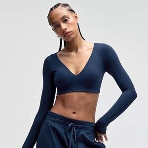 Lululemon Large Everlux V-nex, Long-Sleeve Bra Top A/B cup NAVY
